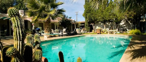 Piscine extérieure