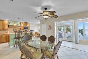 Dining - Ocean Front Modern Home (Summerland Key)