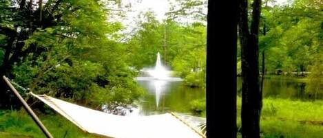 Een verwarmd zwembad