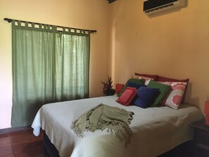 3 bedrooms, in-room safe, free WiFi, bed sheets