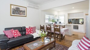 Smart TV, DVD player