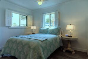 1 slaapkamer, een strijkplank/strijkijzer, gratis wifi, beddengoed