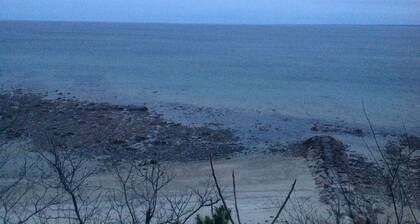 Oceanfront Beach House Plymouthissa