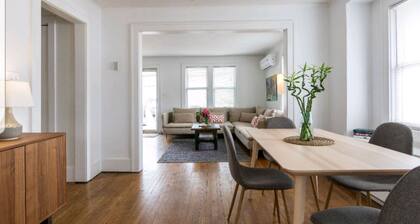 Mid-Century Modern Home in Downtown Royal Oak!