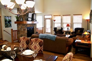 Smart-TV, peis, videospill og DVD-spiller