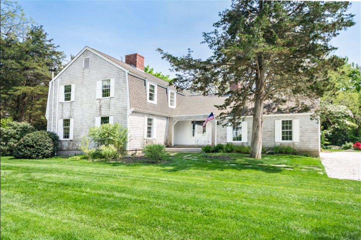 Newly Renovated Dream Home. Guarantee It Becomes An Annual Renewal!