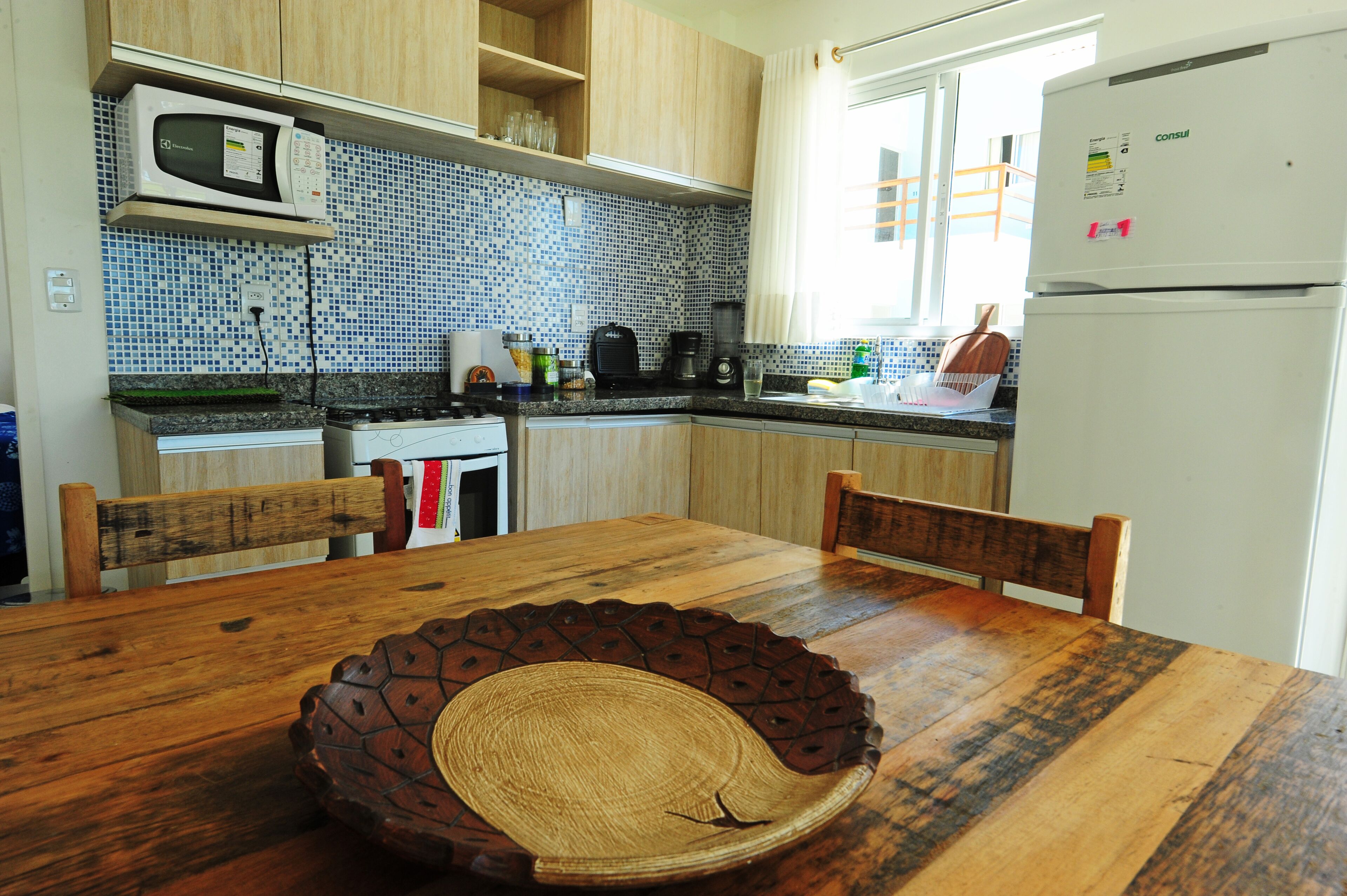 雪櫃、微波爐、焗爐、爐具