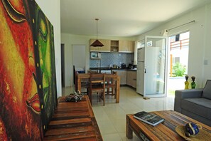 Interior - Manga Verde Beach 02: Garden and Beach view H (Itamaraca)