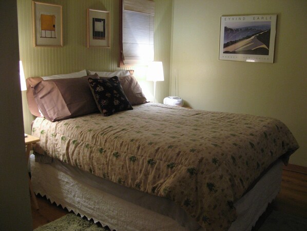 3 chambres, fer et planche à repasser, Wi-Fi gratuit, draps fournis