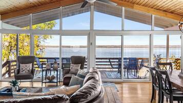 TV connectée, cheminée