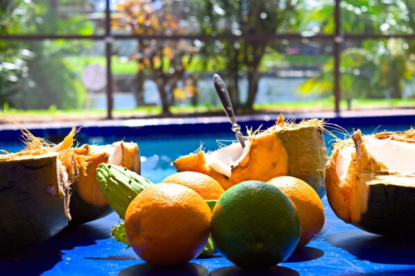 Piscina externa, piscina aquecida