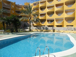 Udendørs pool