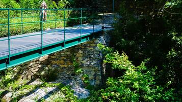 Enceinte de lâhĂ©bergement