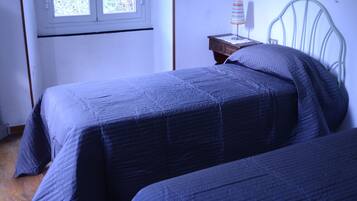 3 chambres, accĂšs Internet, draps fournis