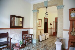 Interior - Special offer in May. Family house with free wifi, with interior patio (Sa Pobla)