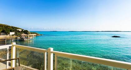 Luxury 5 bedroom home on the water with private pool