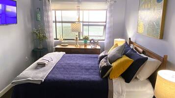 2 bedrooms, desk, iron/ironing board, free WiFi