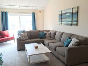 Smart TV - Sunny 4 BR, 2 BA Townhouse- June 30-July 4 available (Brigantine)