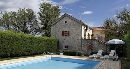 Villa mit eigenem Pool