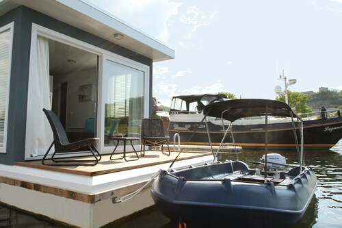 Yksityinen saari: nauttia tunnelmasta veden ja historiallinen Maastricht