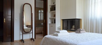Welcome to My luxury, seaside home in Agria, Volos, Pelion