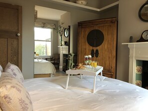 5 sovrum, strykjärn/strykbräda, gratis wi-fi och sängkläder