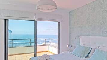 3 chambres, fer et planche Ă repasser, Wi-Fi, draps fournis