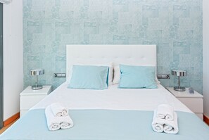 3 bedrooms, iron/ironing board, WiFi, bed sheets - New, villa facing the sea, LEGALIZED Nº A-38/4. 1880 (Tacoronte)