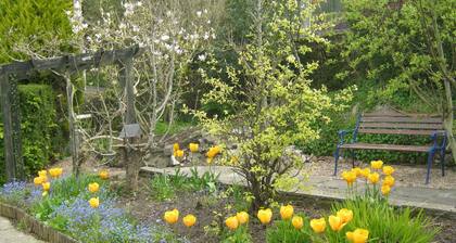 TÄRKEÄ MÖKKI REAL TULIPALOISSA JA FABULOUS VIEWS IN CARMARTHENSHIRE, WALE