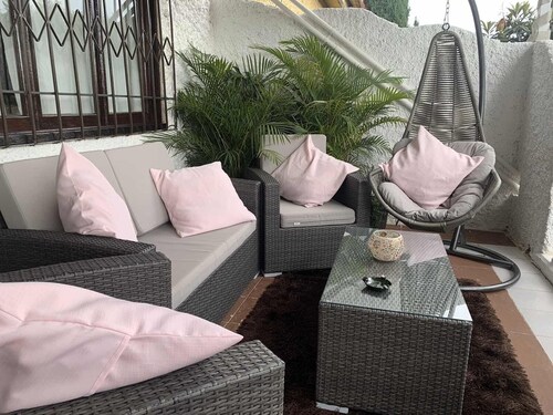 HOLIDAY HOUSE BEAUTIFUL AND COMFORTABLE IN OAXACA. Pool & Breakfast included