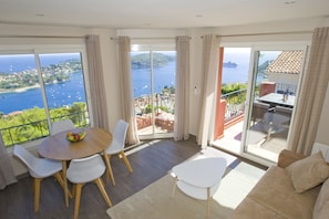 TV - Apartment Rooftop Villefranche-Sur-Mer (Villefranche-Sur-Mer)