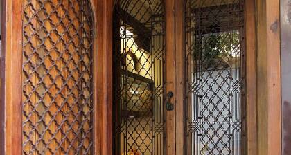 Casa La Carmen S. XVIII restored, located in the heart of Old Town