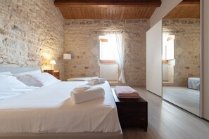 5 soverom, strykejern/-brett, reiseseng for barn og wi-fi (inkludert)