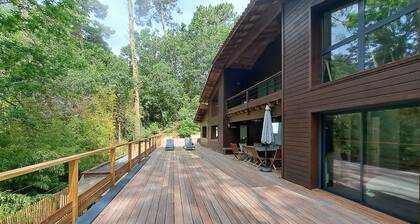 Pyla Sur Mer: villa familiale "Les Dauphins" au coeur de la forĂȘt