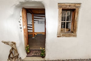 Interior - In the heart of the Swiss Alps, Jungfrau Region. Lovely home for up to 8 guests. (Wilderswil)