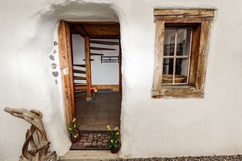 In the heart of the Swiss Alps, Jungfrau Region. Lovely home for up to 8 guests.