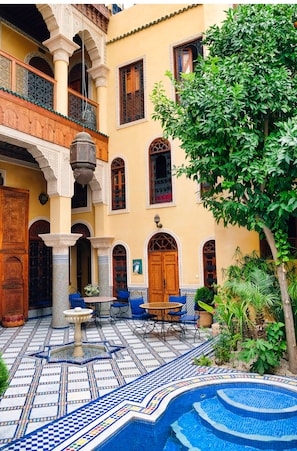 Pool - King Size Bed, Riad Layalina Fes: Pool, 360° View & Free Secure Parking at Foot (FES)