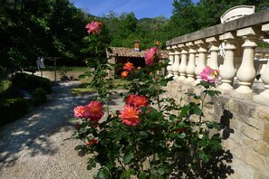 Jardines del alojamiento