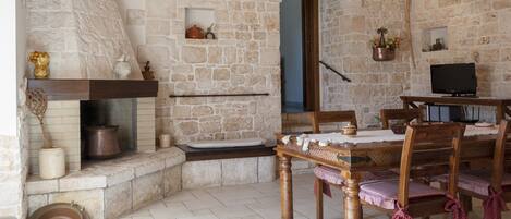 تناول الطعام