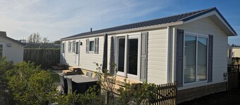 Luxuriöses Chalet für 4p im Ferienpark Zonnedorp