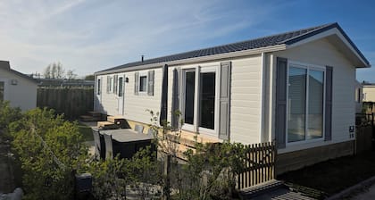 Chalet de luxe pour 4 p sur le parc de vacances Zonnedorp (Renesse, Pays-Bas)