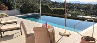 Breathtaking sea view in exclusive design villa!