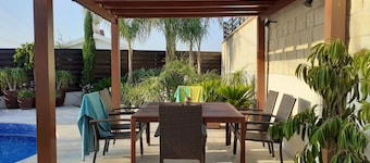 2 Bedroom Villa With Private Pool In Peaceful Residential Area.