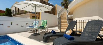 Comfortable 3 bedroomed Detached Villa with Private Pool and Sea Views