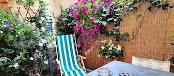 Near the sea and towns of art apart. with terrace in lovely hilltop village