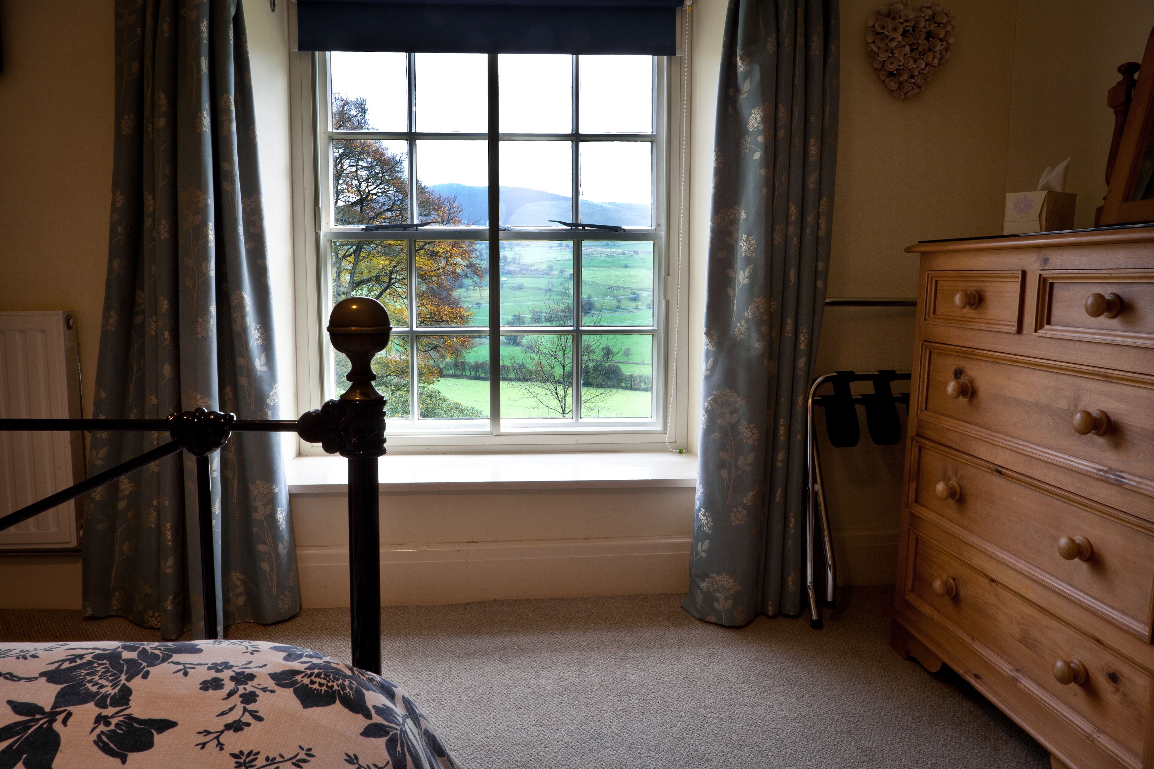 2 bedrooms, iron/ironing board, travel crib, free WiFi