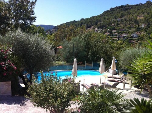 Ferienhaus / Villa - Sollies Toucas