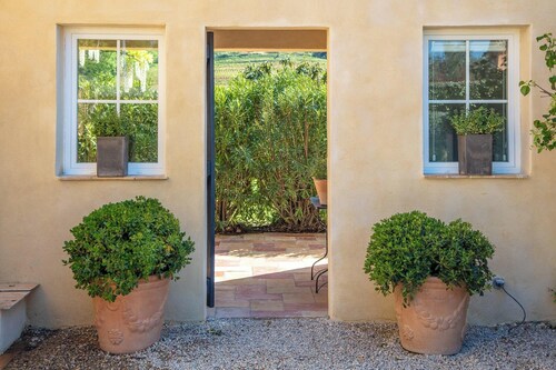 une belle propriété très calme au milieu des vignes