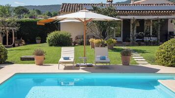 Una piscina riscaldata