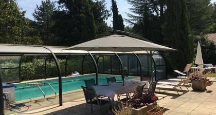 House with swimming pools. Pets welcome Large, well-fenced garden